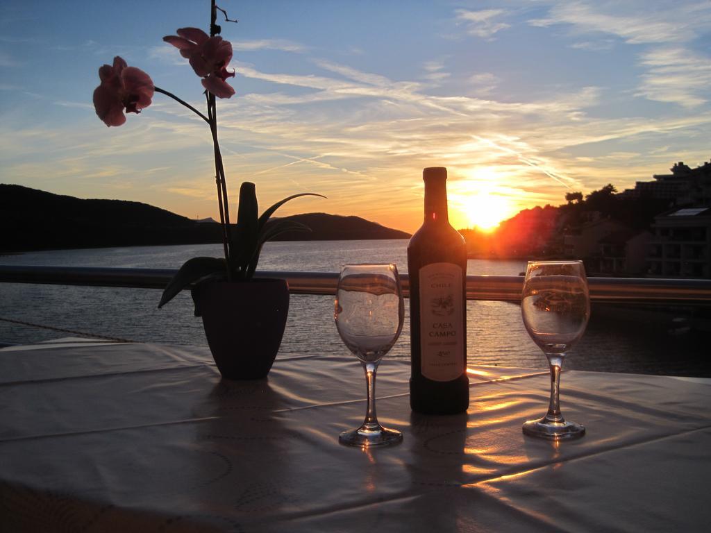 Villa Obad Guest House Неум Экстерьер фото